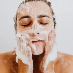 How Do I Remove Makeup: Easy Steps for Flawless Skin Every Night