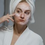 When to Apply Clindamycin in Skincare Routine: Expert Timing Tips
